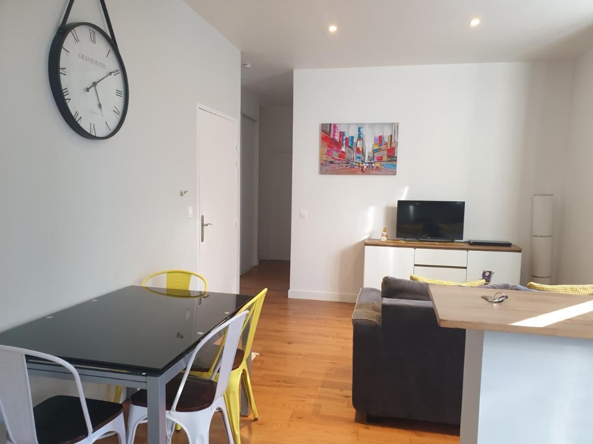 Ferienwohnung Ptit Savoy Saint-Nectaire Exterior foto